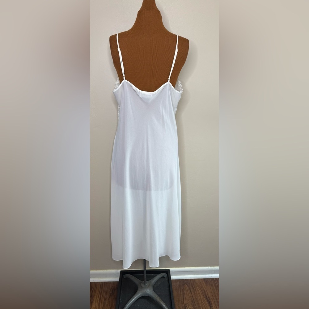 Alexandra Nicole Elegant White Sheer Nightgown Lace Pearl Detailing Size Large - Picture 5 of 10